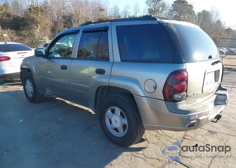 2002 Chevrolet Trailblazer Ls from USA, damaged, VIN 1GNDS13S422450358